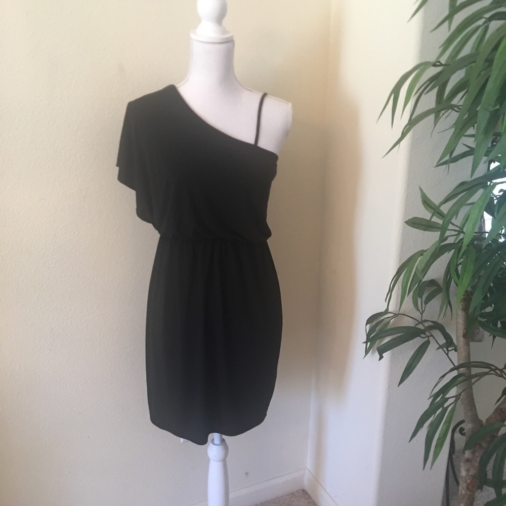 One shoulder Black Dress